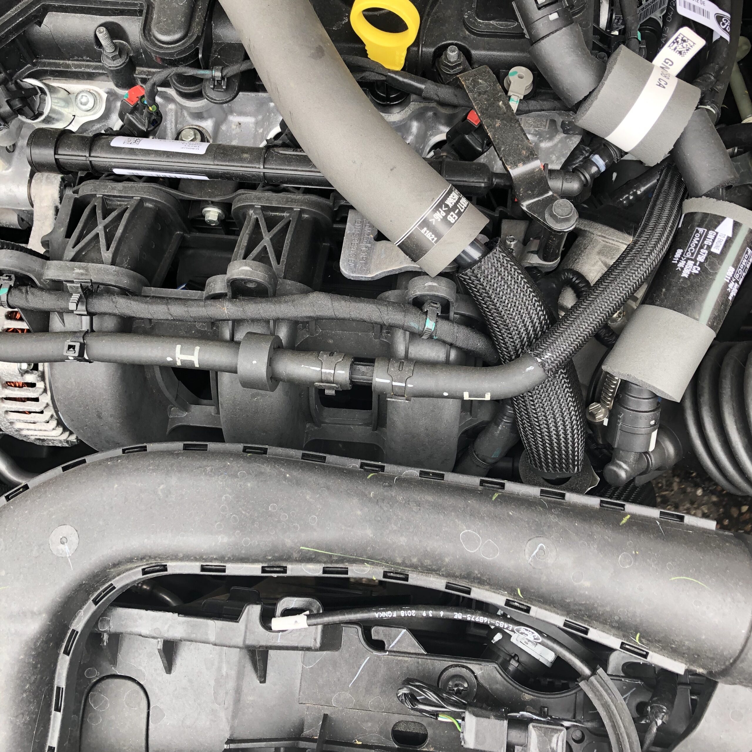 close-up-of-complex-internal-car-engine-system-2026-03-09-04-08-49-utc (2)